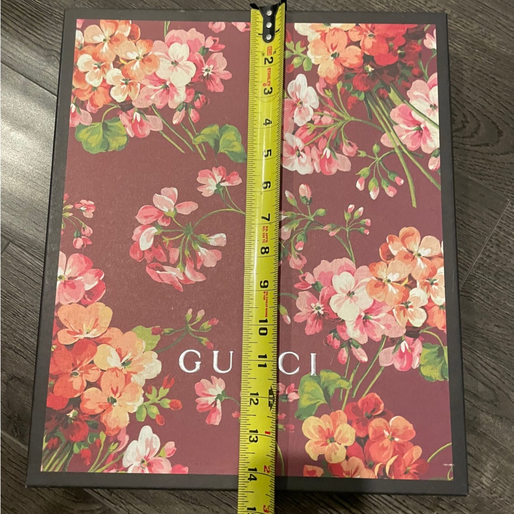 Gucci  box - Picture 5 of 8